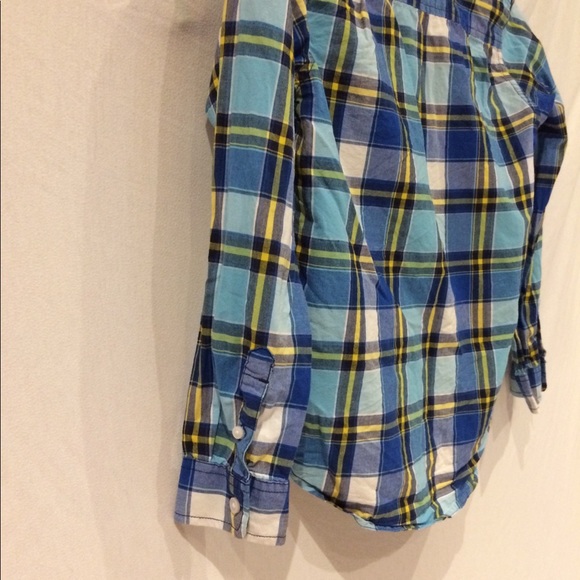 EUC-Children’s Place-boys long sleeved button down - Picture 3 of 4